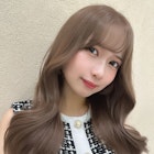 レイヤーくびれロングヘアミルクティーベージュ