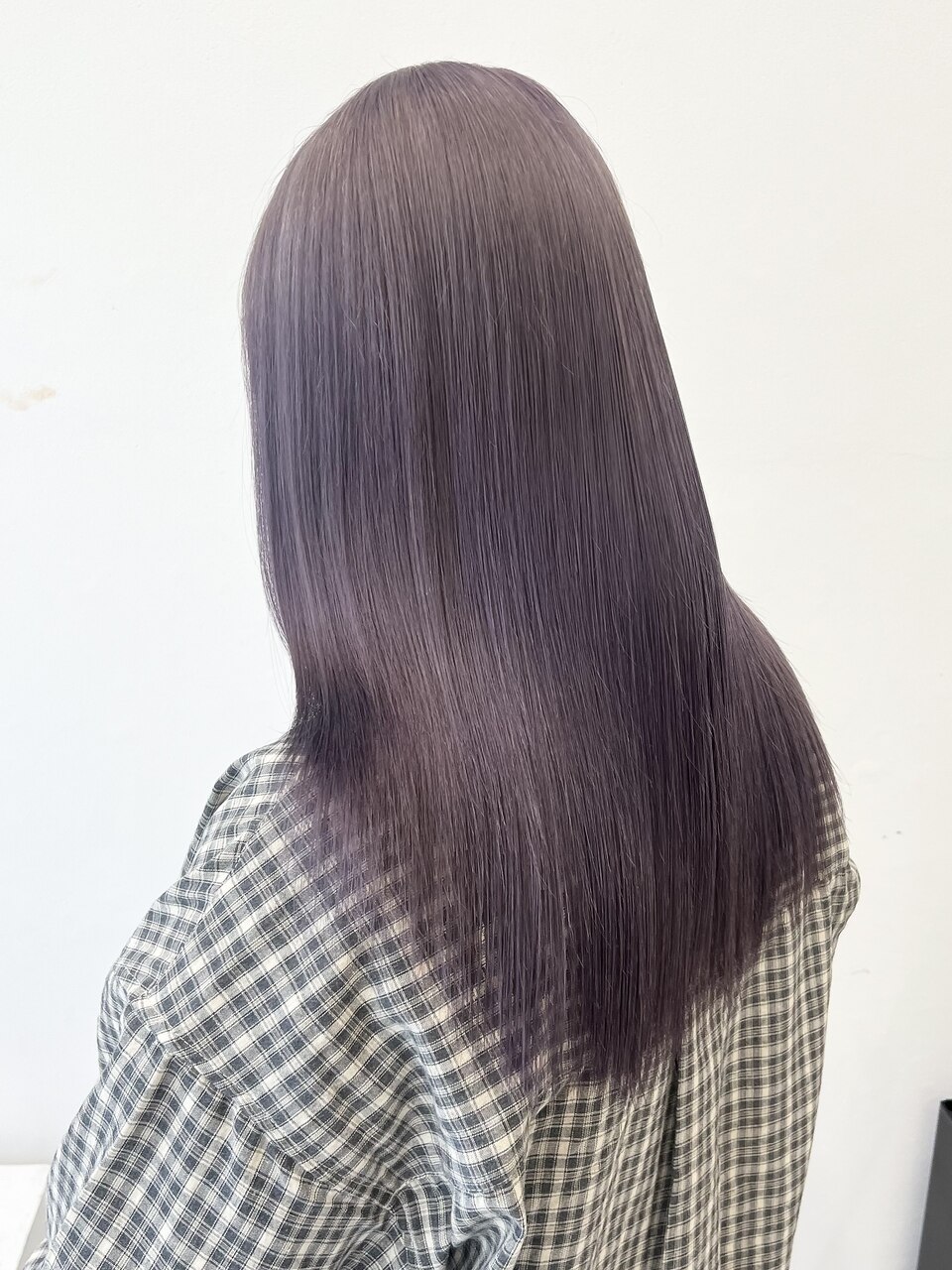 ラベンダーグレージュレイヤーカット暗めカラーデザインカラー