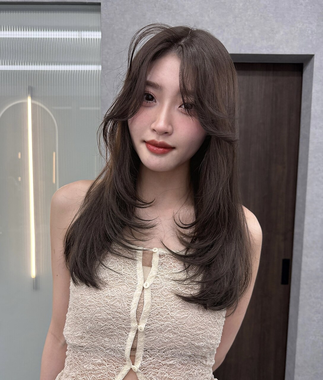 【柿本真優】前髪なし/かきあげバング/ベージュカラー