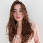 暖色ベージュで色っぽフェミニン♪ロングレイヤー