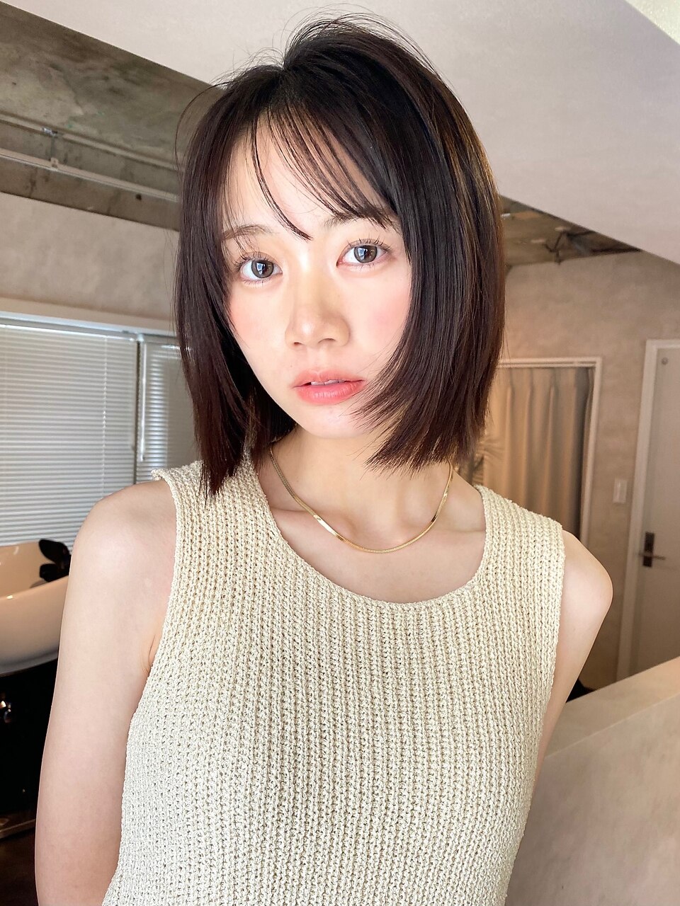 フェイスレイヤーボブミニボブ顔周りカット切っぱなしボブ