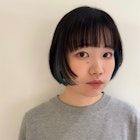 耳かけで変わる表情◎ブルーインナーボブ