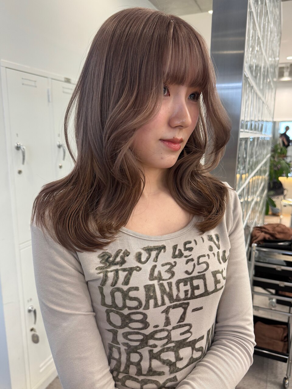 初めてのダブルカラーに人気のミルクティーベージュカラー