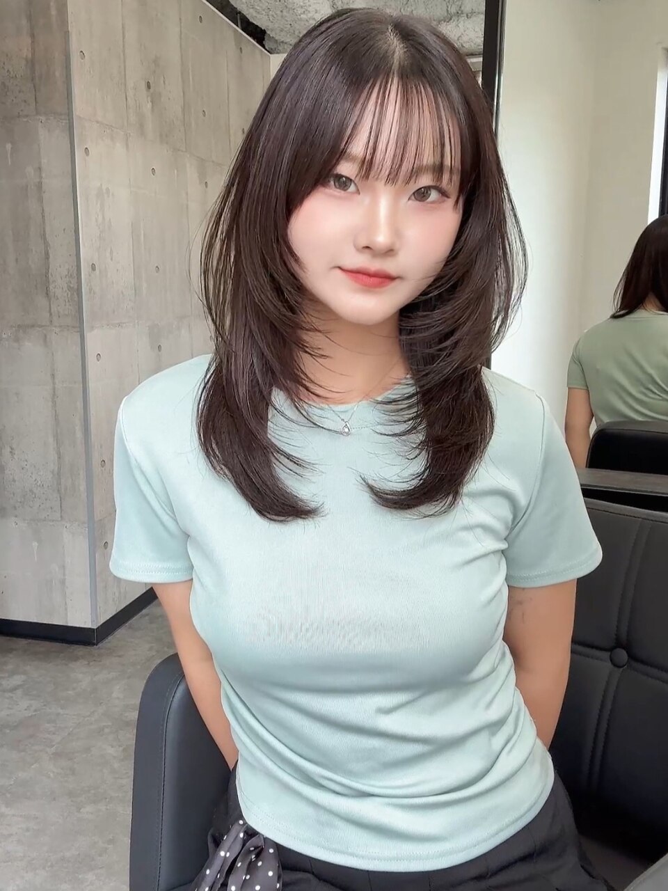 レイヤーカット ハッシュカット ダークブラウン