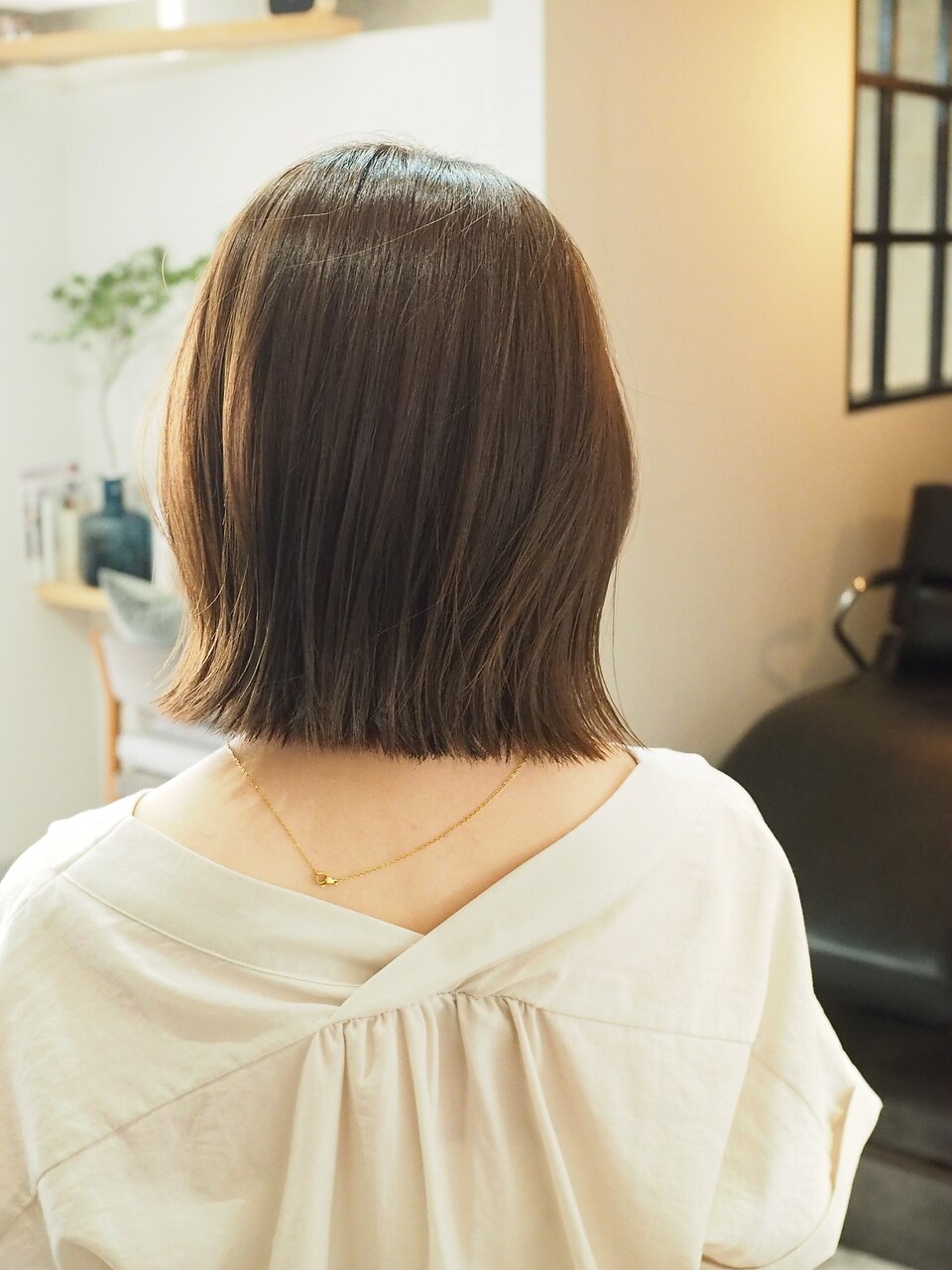 切りっぱなしのくびれボブ