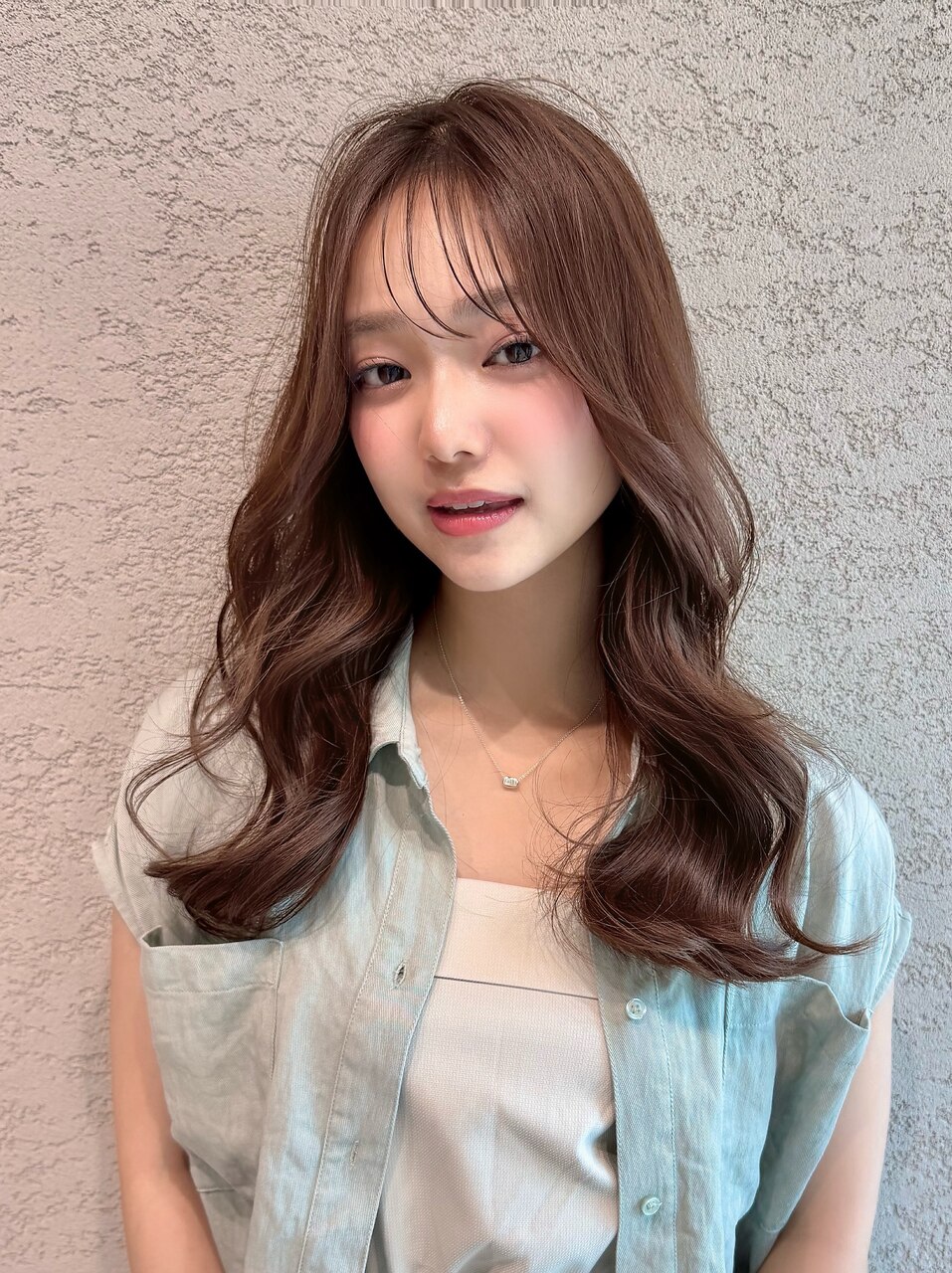 ヘルシーな可愛さを引き出すさらふわの旬ウェーブ