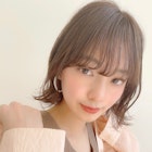 魅力倍増カールセミディシアーカラーダークアッシュショートヘア