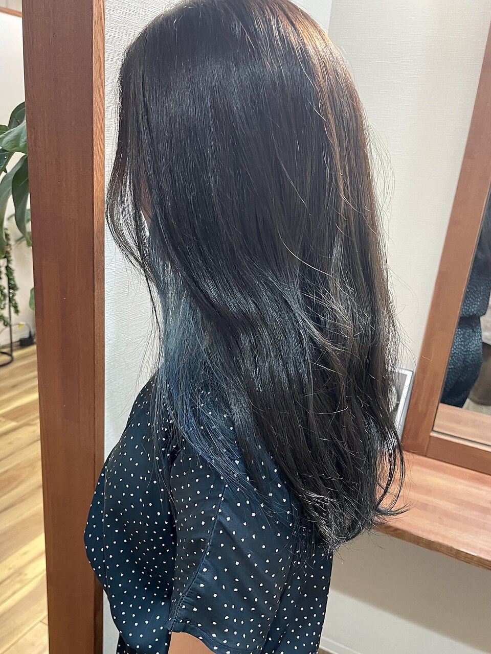 インナーカラー藍色ブルー