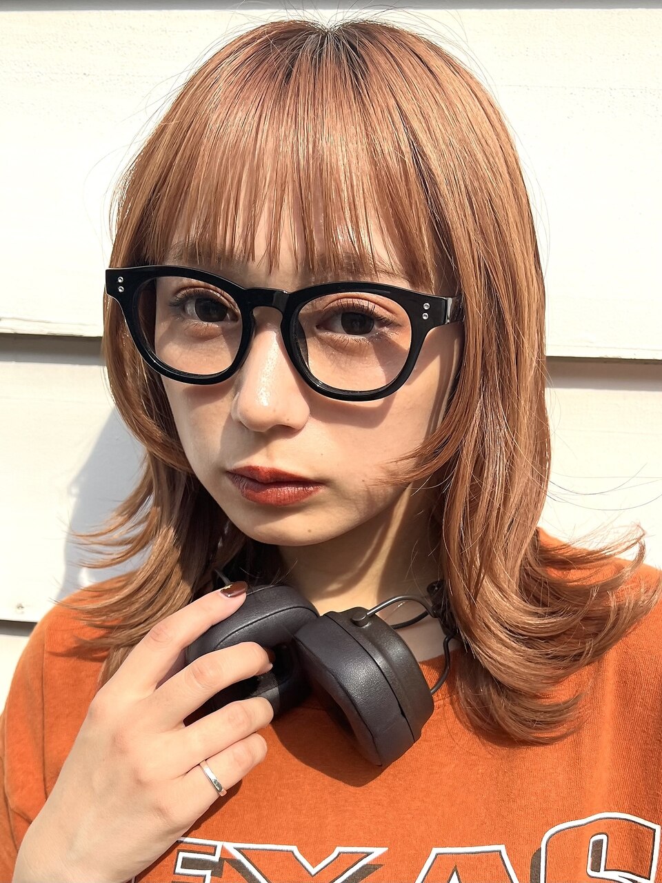 オレンジカラーアプリコットウルフレイヤーボブルフオレンジヘア