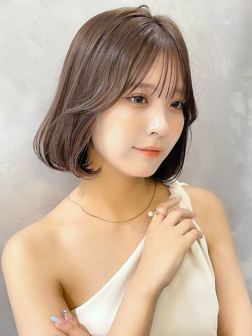 丸顔 内巻き韓国ボブ チョコレートベージュ 垢抜けM20250913