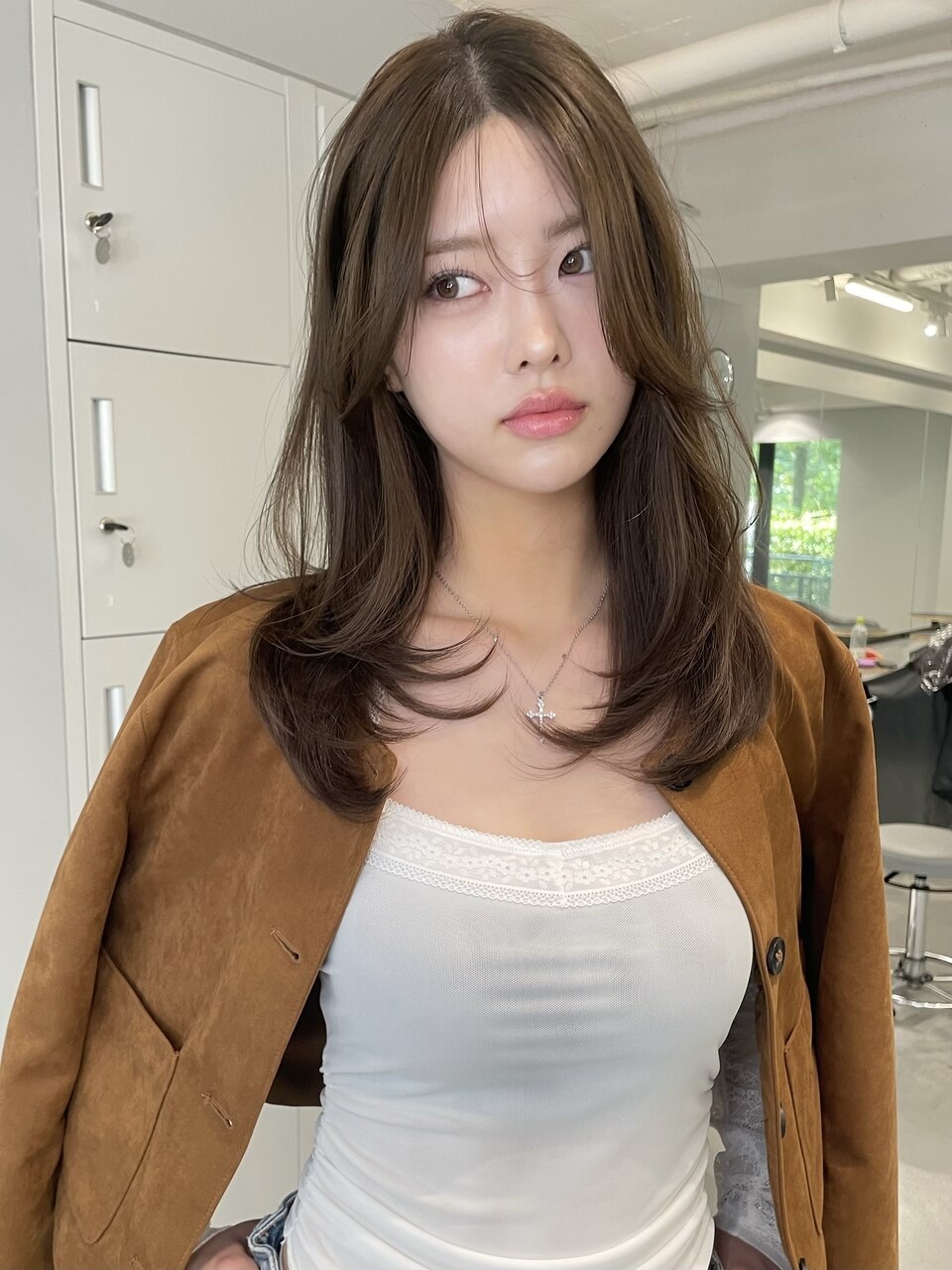 オリーブベージュ/韓国レイヤーカット