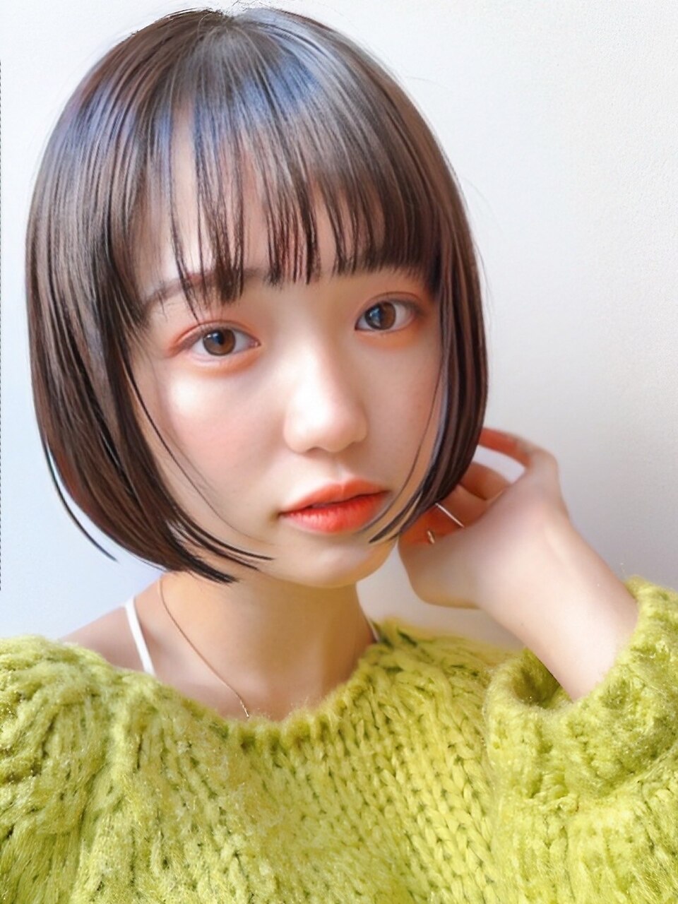 Say.切りっぱなしボブアッシュブロンドオリーブグレー暗めカラー