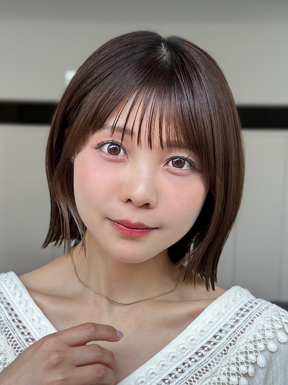 ぱつっとボブ切りっぱなしボブ外ハネボブ垢抜けシースルーバング