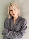 外国人風ホワイトミルクティー切りっぱなしボブ  ハイトーン