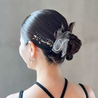 おくれ毛ロング暗めカラー韓国ヘア顔周りレイヤー_ba565031