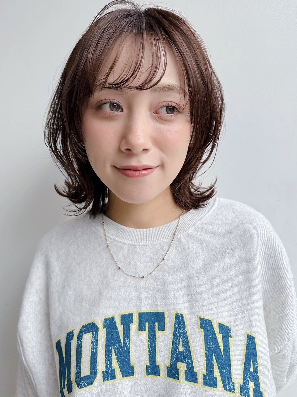 フレンチボブ レイヤーボブ 前髪あり丸顔くすみベージュ A1106