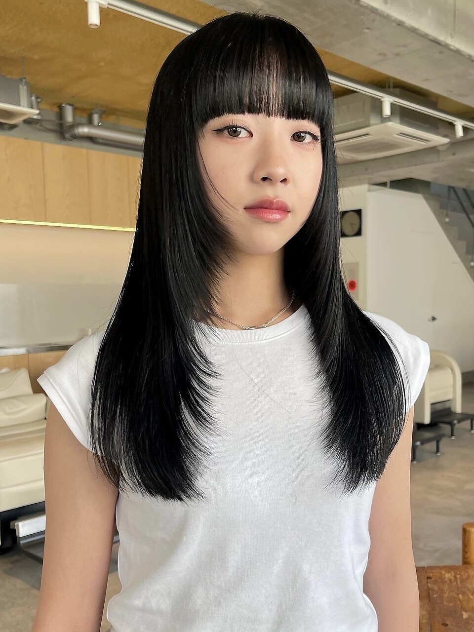 ロングレイヤーワイドバングブルーブラック