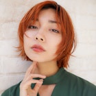 顔周りレイヤーマッシュボブ オレンジカラーハンサム大人可愛い