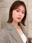 レイヤーボブ　外ハネ　ダークアッシュ　　大人ガーリー
