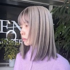 オリーブグレージュシャドールーツハイライトカラー