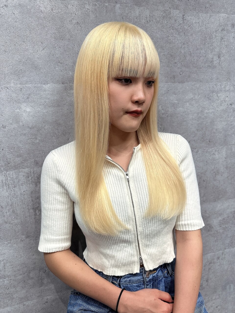 抜きっぱなしブロンド.シールエクステ.レイヤーカット