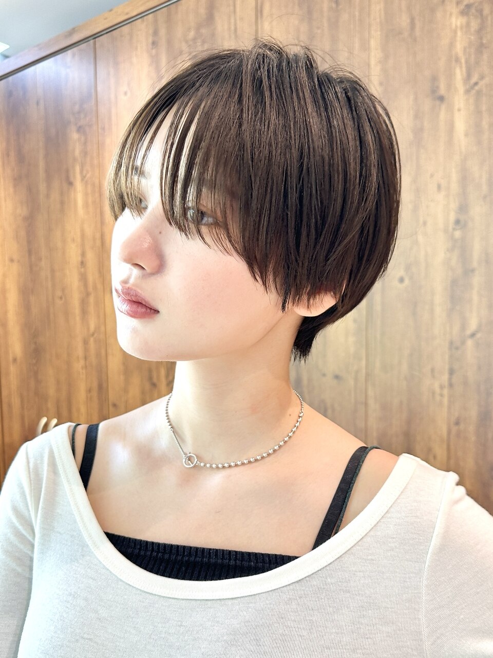 前髪長めショートショートヘアショートボブマッシュショート