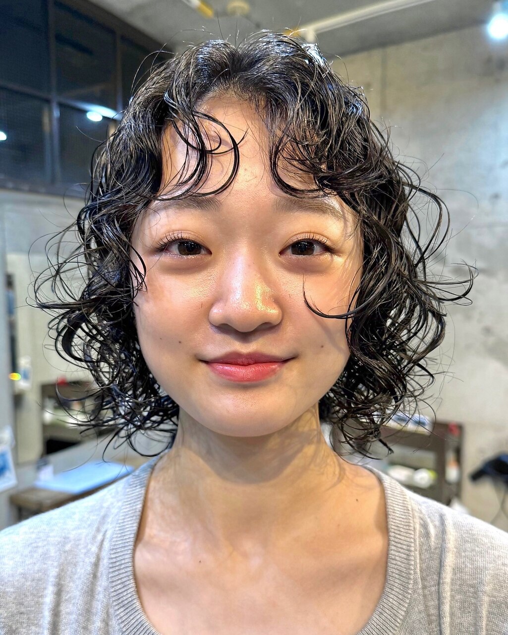伸ばしかけヘアウェーブパーマレイヤーショートミディアムパーマ