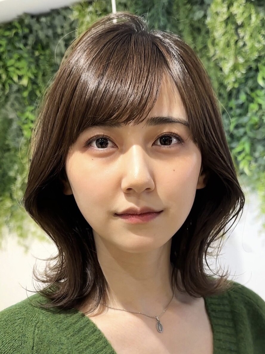 レイヤーカット/顔型別ヘアスタイル/ミディアム/白髪ぼかし
