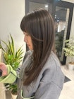 オリーブベージュ オリーブカラー 顔まわりレイヤー 小顔見え