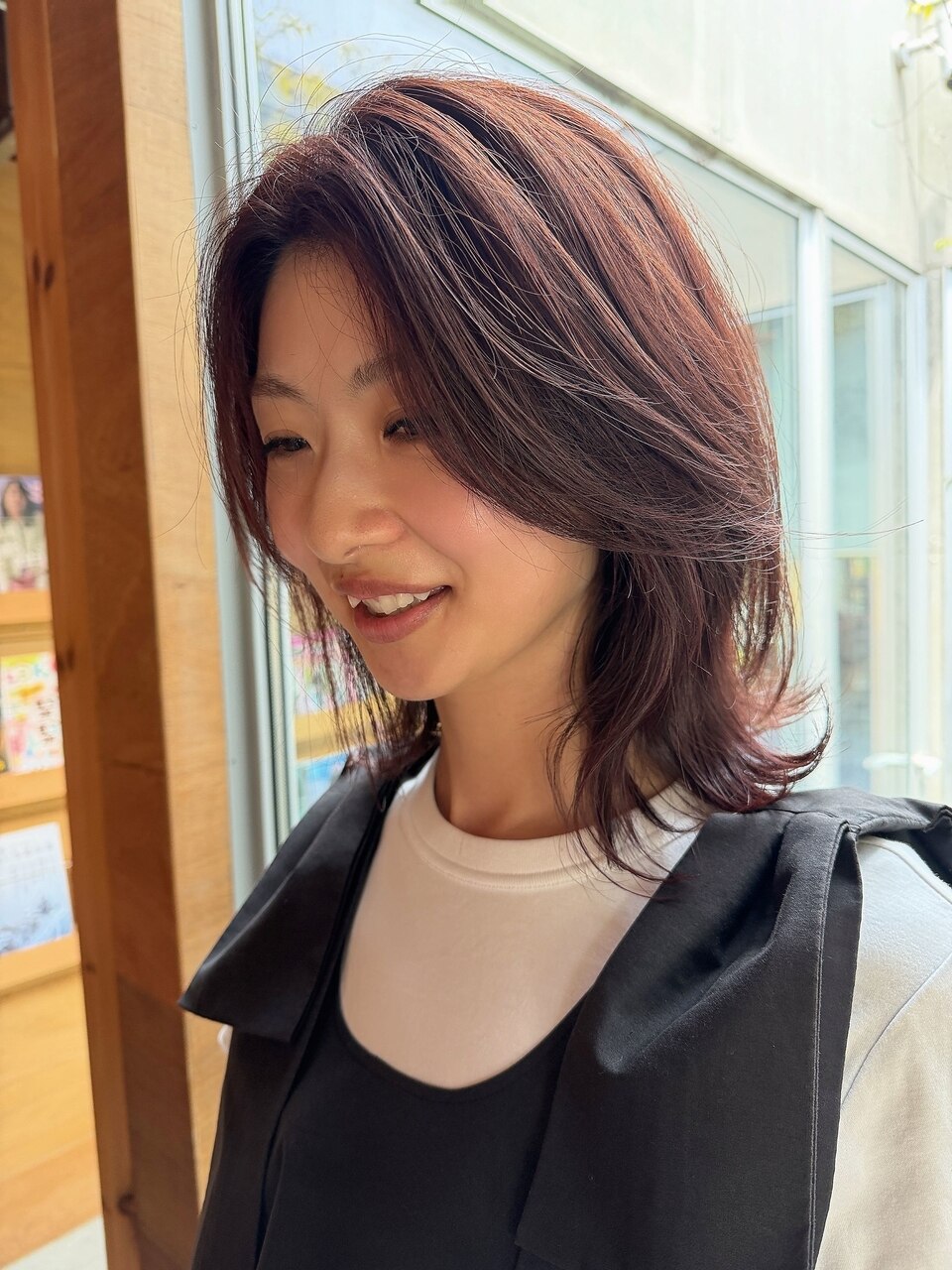 #くびれミディ#顔周りレイヤー#暖色ブラウン#30代#40代