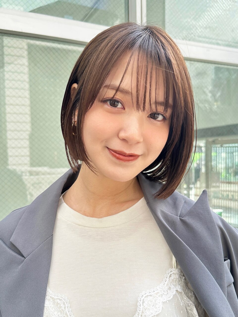 すっきりシルエットのナチュラルボブ