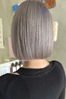 美髪ボブ/シルバーアッシュ×ケアブリーチで艶めく透明感カラー